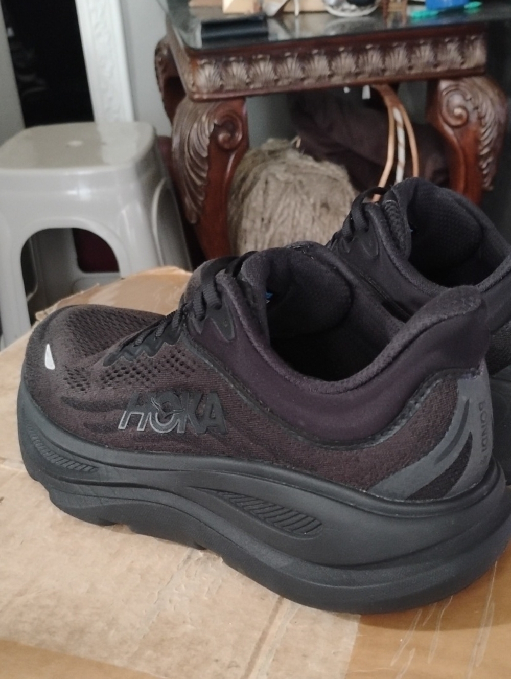 Hoka One One Bondi 9
